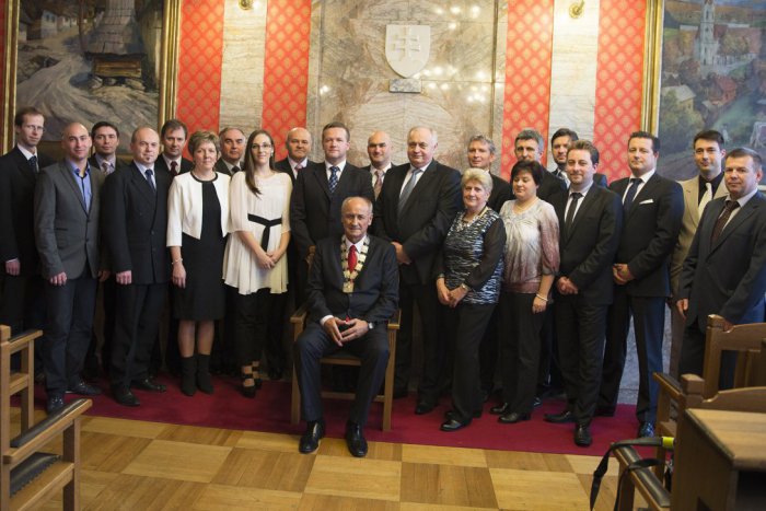 Ilustračný obrázok k článku Mesto Ružomberok má nového primátora a poslanecký zbor