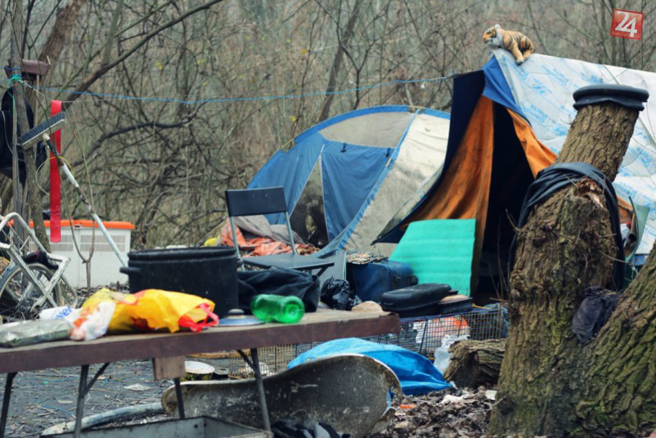 Ilustračný obrázok k článku Čo skrývajú okrajové časti Petržalky? Život v biede a v bojových podmienkach