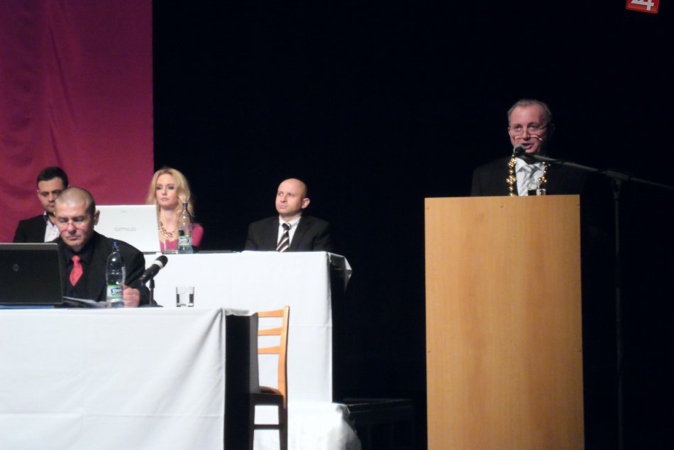 Ilustračný obrázok k článku Bojnickí poslanci rozhodli: Aký plat bude mať nasledujúce obdobie primátor?