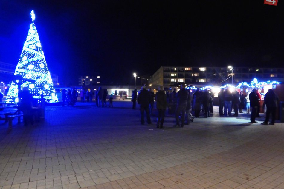 Ilustračný obrázok k článku Čítajte ako prví: PROGRAM žiarskych vianočných trhov, príde Gizka Oňová aj Coca-cola kamión!