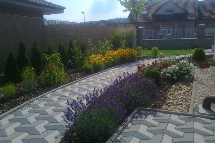 Ilustračný obrázok k článku Bystrickí špecialisti na záhrady inšpirujú: Pozrite si TOP grafické návrhy na videách!