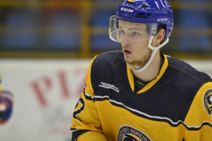 Ilustračný obrázok k článku Rozbehnutých Spišiakov koňare nedokázali zastaviť: Hokejisti sa zošmykli na siedme miesto :(