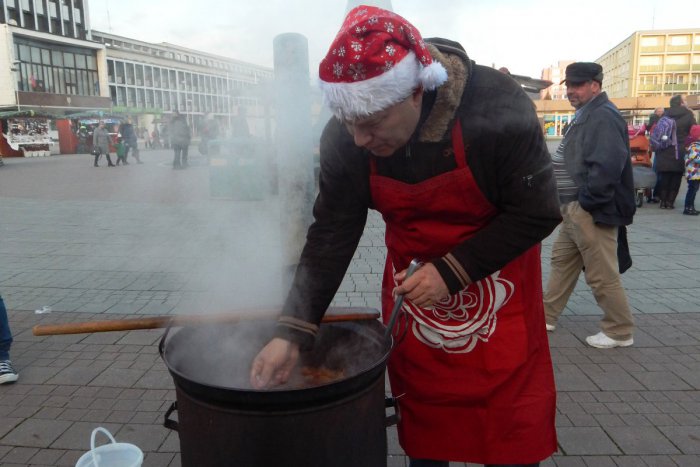Ilustračný obrázok k článku Svätokrížsko-východniarska kapustnica šla na dračku: Kukolík nám prezradil recept!