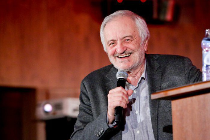 Ilustračný obrázok k článku V Nitre uvidíme veľké mená: Do mesta zavíta Jan Kraus s Milanom Lasicom