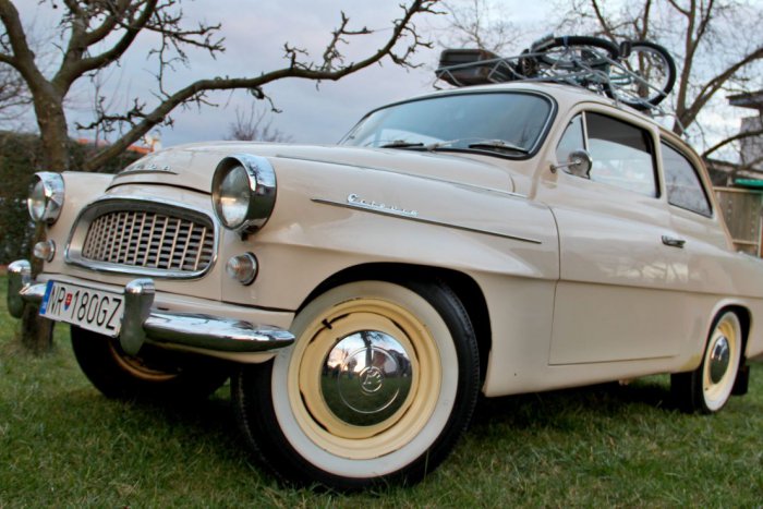 Ilustračný obrázok k článku Klenoty na nitrianskych cestách: 50-ročnú Octaviu jej majiteľ Martin (22) miluje!