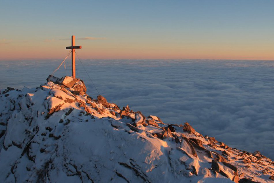 Ilustračný obrázok k článku Hodiny čakania na správny okamih: Pozrite si nádherné zábery z našich hôr zachytené mladým fotografom