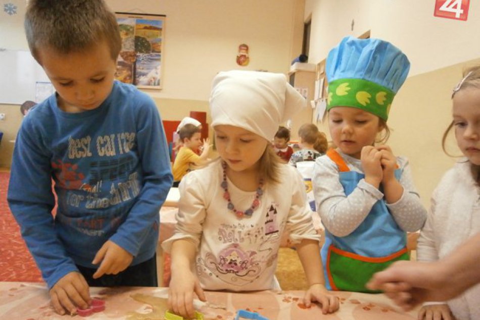 Ilustračný obrázok k článku Zápis detí do rožňavských škôl sa blíži: Prehľad všetkého, čo potrebujete vedieť