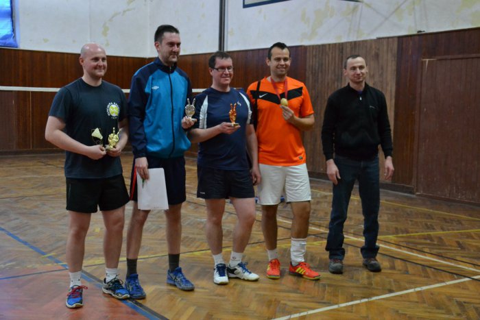 Ilustračný obrázok k článku Bedminton Christmas Cup 2014: Ceny z rúk primátora aj kotlíkový guláš na ihrisku