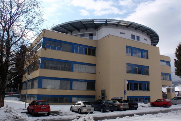 Ilustračný obrázok k článku ÚVN- ka odmieta obvinenia z podpísania nevýhodnej kúpy: Zmluvu ale zrušila