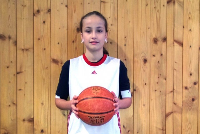 Ilustračný obrázok k článku Jediná baba v žiarskom basketbalovom tíme: S chalanmi sa viem aj pohádať, hovorí Emka (10)
