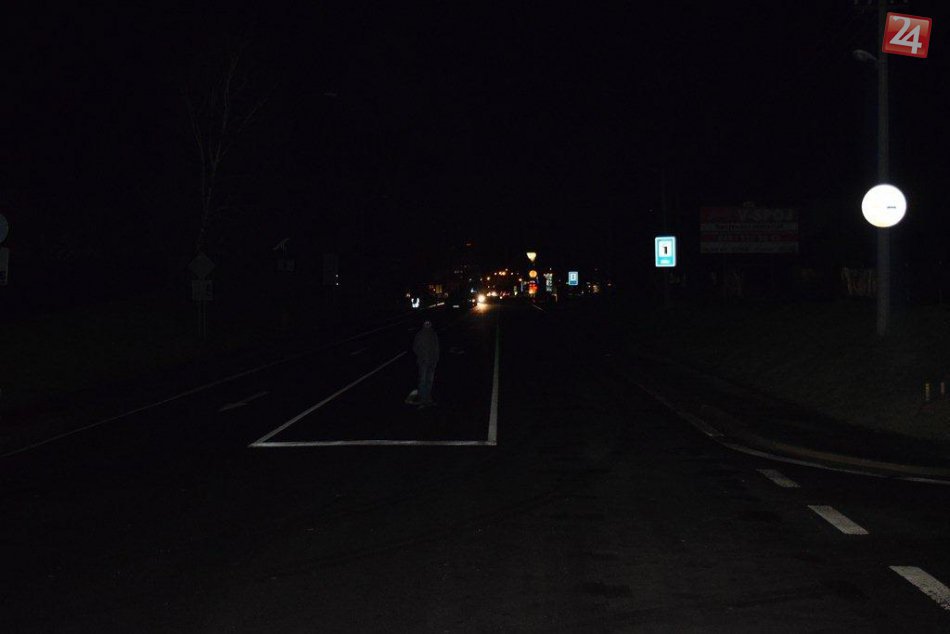 Ilustračný obrázok k článku Došlo k tragickej zrážke auta a kamiónu: Pri nešťastí vyhasol mladý ľudský život!