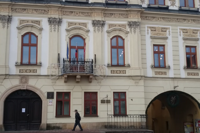 Ilustračný obrázok k článku Niektorí zamestnanci prešovského mestského úradu majú nárok na nadštandardné odstupné!