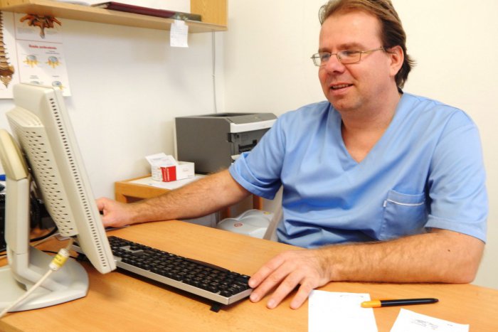 Ilustračný obrázok k článku Žiarsky lekár Richard Rišňovský (44): Smutné prípady zo záchranky niekedy premôžu aj odolného zdravotníka