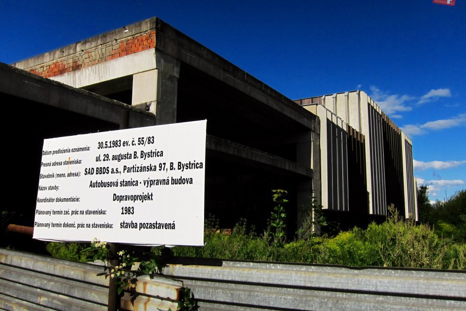 Ilustračný obrázok k článku Prvé info o dostavbe bystrickej autobusky: Má sa prepojiť so železničnou stanicou!