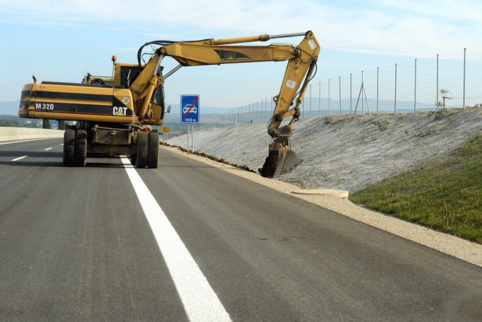 Ilustračný obrázok k článku Starostovia chcú vedieť, kedy sa začne s prácami na R7: Konkrétne termíny budú čoskoro známe