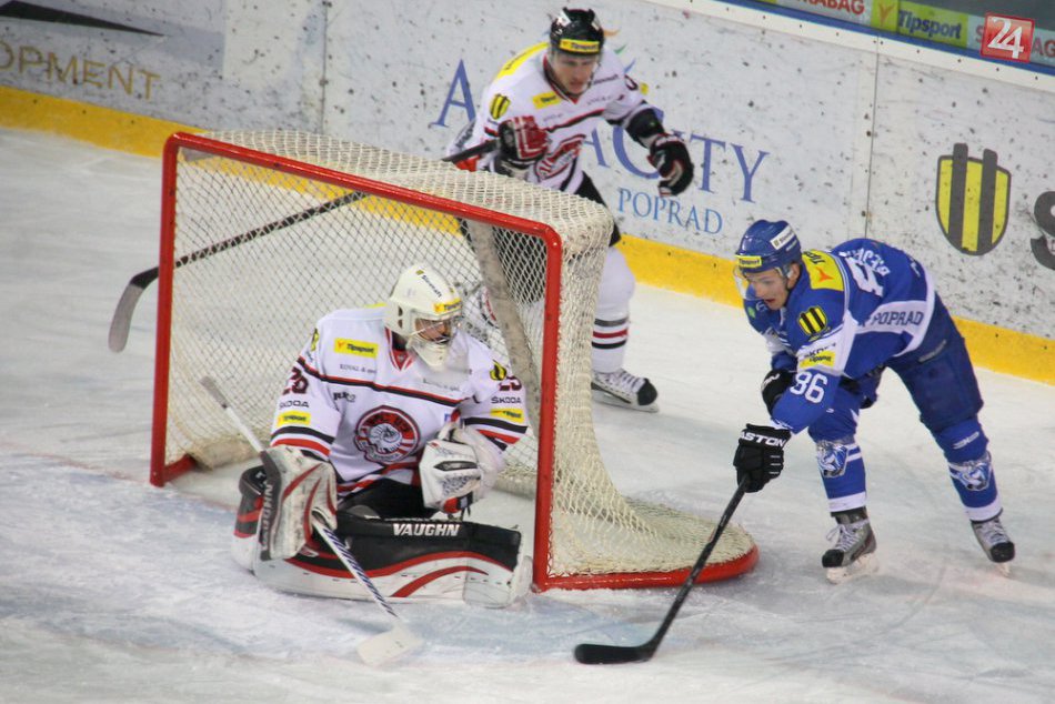 Ilustračný obrázok k článku Pekný hokej so šťastnou koncovkou pre Poprad: Piaty Kamzíci porazili doma druhých Baranov
