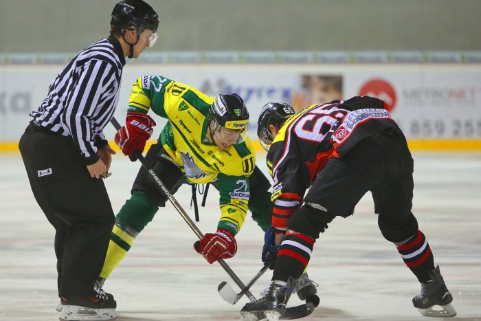 Ilustračný obrázok k článku Vlkov čakal ťažký zápas proti baranom: Pod Urpínom boli agresívnejší práve Bystričania