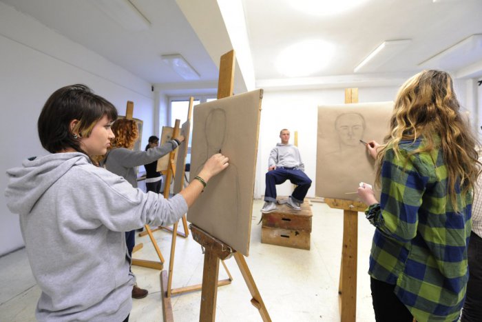 Ilustračný obrázok k článku Najstaršia výtvarná umelecká škola otvorí svoje brány pre verejnosť