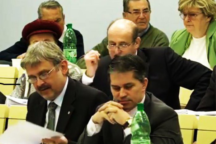 Ilustračný obrázok k článku Prešovskí poslanci a ich odmeny za apríl: Kto zinkasoval najviac a kto najmenej?