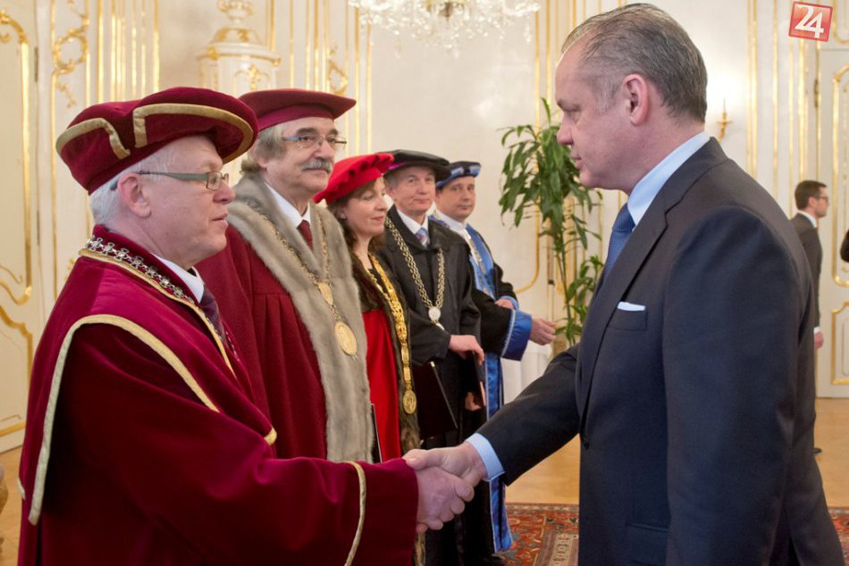 Ilustračný obrázok k článku Prezident vymenoval piatich rektorov vysokých škôl