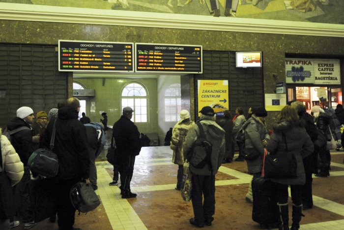 Ilustračný obrázok k článku Ak nemusíte, vlakom dnes necestujte. Železnice hlásia výrazne meškanie