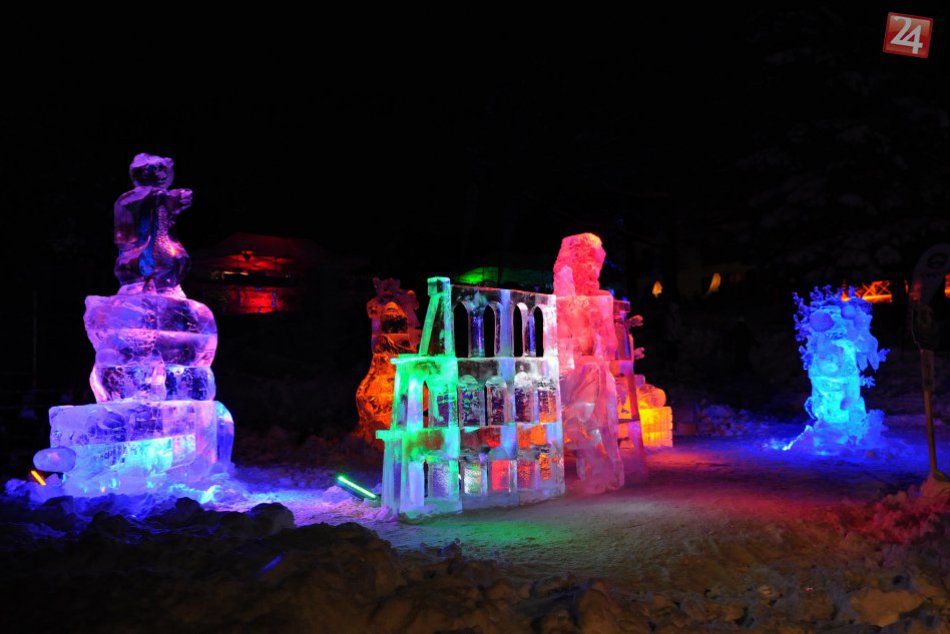 Ilustračný obrázok k článku Ľadové sochy, Tatranský ľadový dóm i nočná sánkovačka: Lanovkou sa na Hrebienok vyveziete aj večer