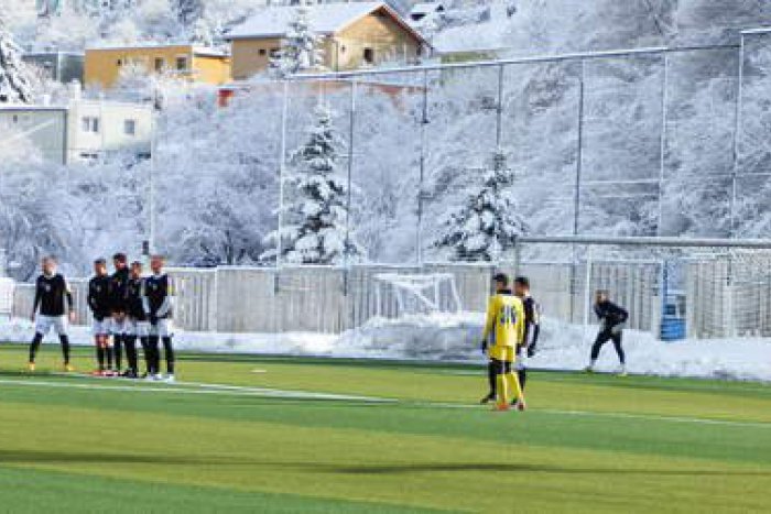 Ilustračný obrázok k článku Ostatné dni v MFK: Víťazstvo na umelej tráve, príchod obrancu, sústredenie v Turecku