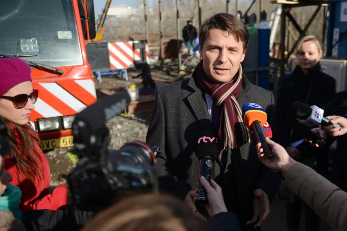 Ilustračný obrázok k článku Kauza garáže na hrade pokračuje: Nesrovnal žiada Pellegriniho, aby sa cenné pamiatky zachovali