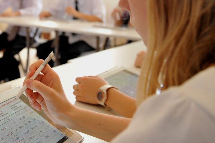 Ilustračný obrázok k článku Výučbu s tabletmi si pochvaľujú aj školáci v regiónoch