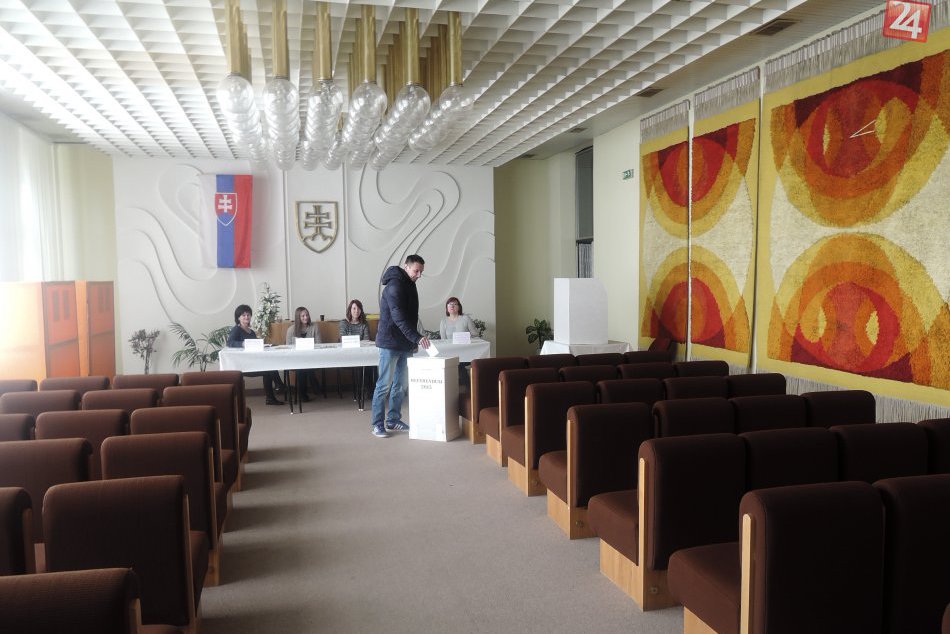 Ilustračný obrázok k článku V obci neďaleko Brezna ľudí referendum neláka: Sú znechutení častým hlasovaním, chodí ich málo