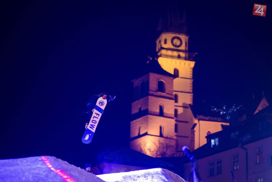 Ilustračný obrázok k článku Jediné námestie so snežným delom: Prípravy na Big Air v plnom prúde, FOTO