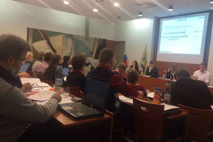 Ilustračný obrázok k článku Karlova Ves bude každý mesiac zverejňovať platy a odmeny zástupcov mestskej časti