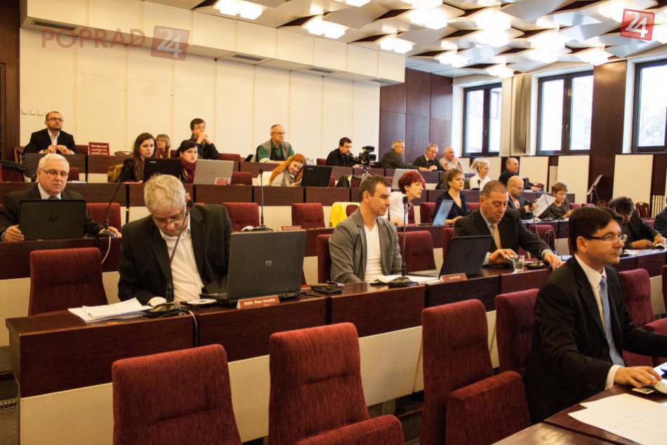 Ilustračný obrázok k článku Poslanci rokovali skoro šesť hodín: Toto všetko schvaľovali