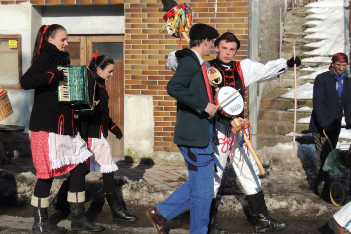 Ilustračný obrázok k článku Pred Valentínom majú prednosť fašiangy: Aha, čo sa chystá na Podpoľaní