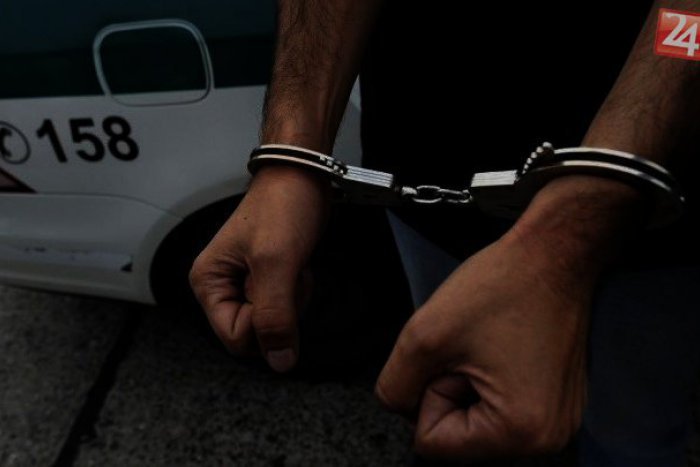 Ilustračný obrázok k článku Bratislavčan zbil v električke 39-ročnú ženu. Agresorovi hrozí trojročné väzenie