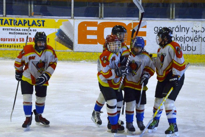 Ilustračný obrázok k článku Hokejový víkend: Trojnásobné pokorenie Dolnokubínčanov