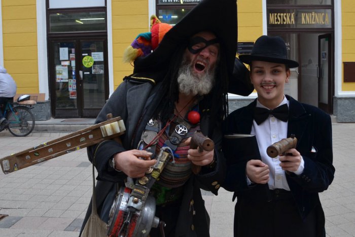 Ilustračný obrázok k článku POZVÁNKA: Vyrobte si masku a zapojte sa do fašiangového sprievodu