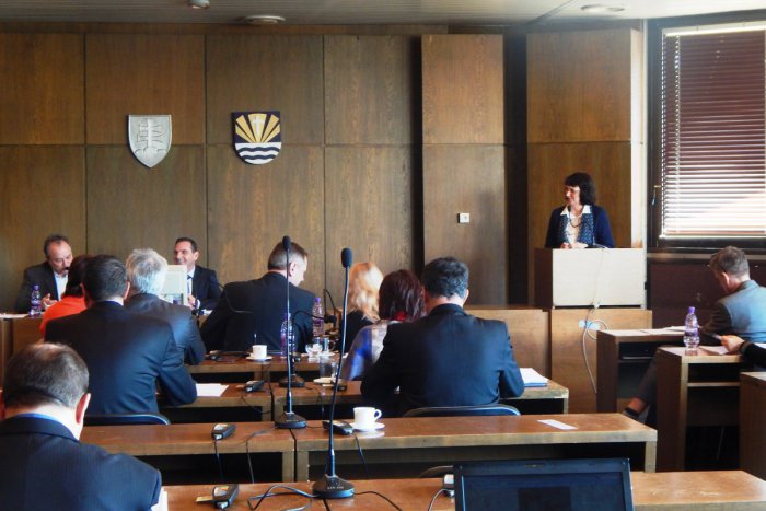 Ilustračný obrázok k článku V Žiari môže vyrásť ďalší nákupák, poslanci zámer odklepli: VIZUALIZÁCIA vnútri!