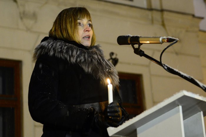 Ilustračný obrázok k článku Koľko ľudí dostane vyhadzov a koľko € je vyčlenených na odstupné? Primátorka prehovorila o prepúšťaní!