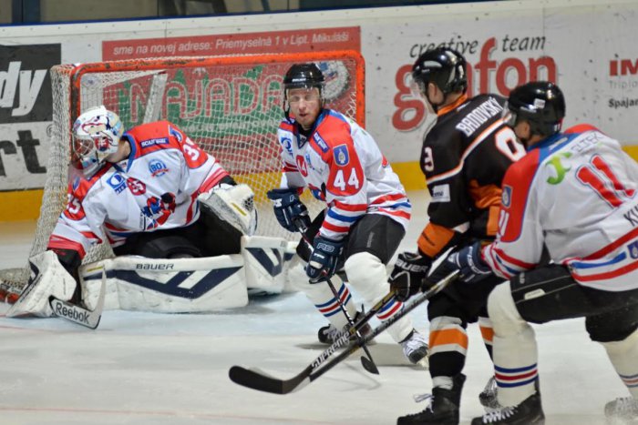 Ilustračný obrázok k článku V Mikuláši sa dnes zimný štadión zaplnil, ako za starých čias, no bol to smutný večer