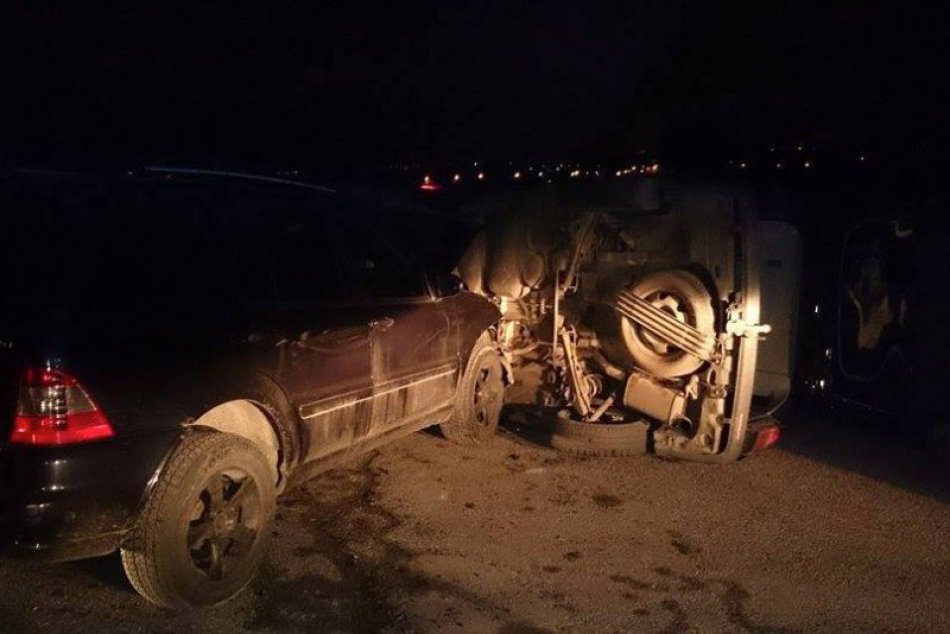 Ilustračný obrázok k článku Pozor na križovatky bez značiek: Takto sa to skončilo v stredu večer