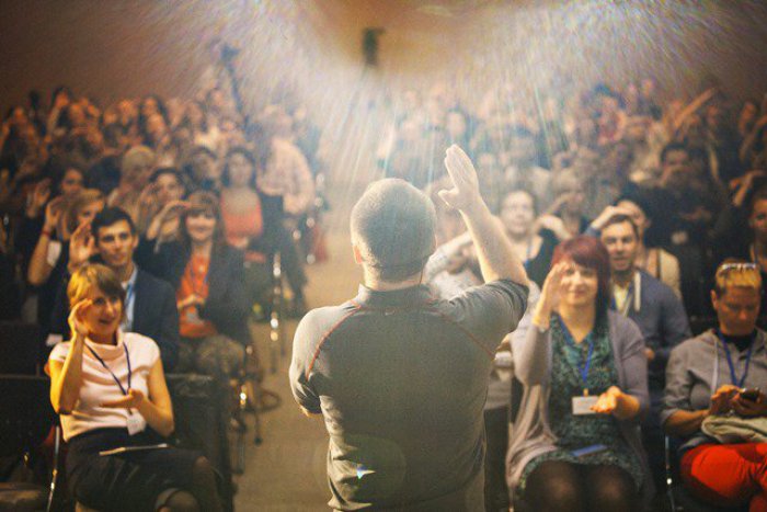 Ilustračný obrázok k článku Jump Slovensko 2015 bude v Košiciach: Poznáme prvých inšpirujúcich rečníkov