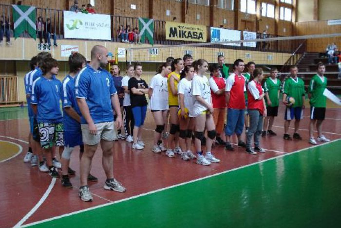 Ilustračný obrázok k článku Okresný turnaj stredoškolákov vo volejbale
