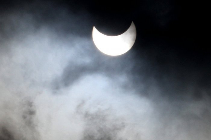 Ilustračný obrázok k článku Divadlo na oblohe: Aké veľké zatmenie nastane v Poprade a kedy dosiahne maximum?
