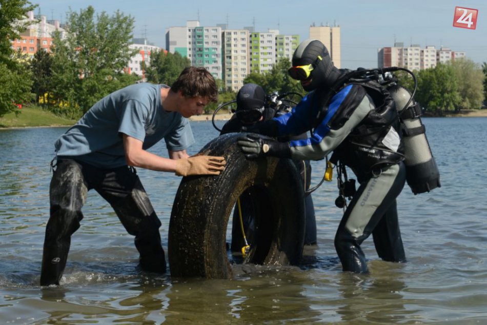 Ilustračný obrázok k článku "Poklady" petržalského Draždiaku: Mestská časť začína s jarným upratovaním