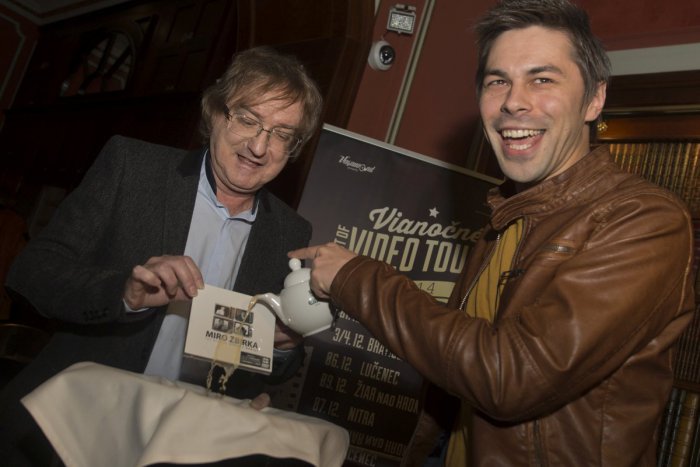 Ilustračný obrázok k článku Vypočujte si novú skladbu Adam Ďuricu: Pieseň predstavuje mladého Hlohovčana v novom svetle