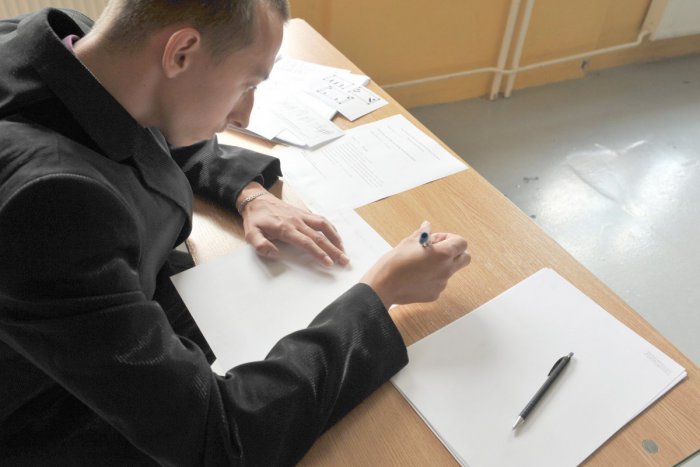 Ilustračný obrázok k článku Takto to vidia maturanti: Test zo slovenčiny, boj s časom, zložité zadania...