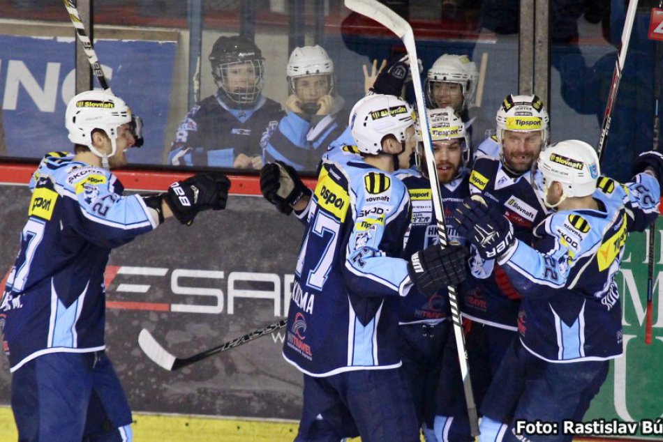 Ilustračný obrázok k článku Nitra sa ujala vedenia v sérii: O víťazstve rozhodol Milo v oslabení