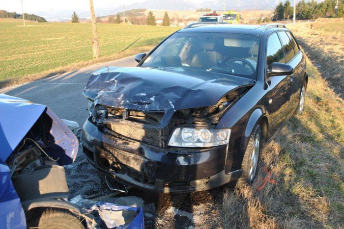 Ilustračný obrázok k článku Zakázané predbiehanie vodiča (31) skončilo tragicky: Pri čelnej zrážke vyhasol život ženy (†75)! FOTO