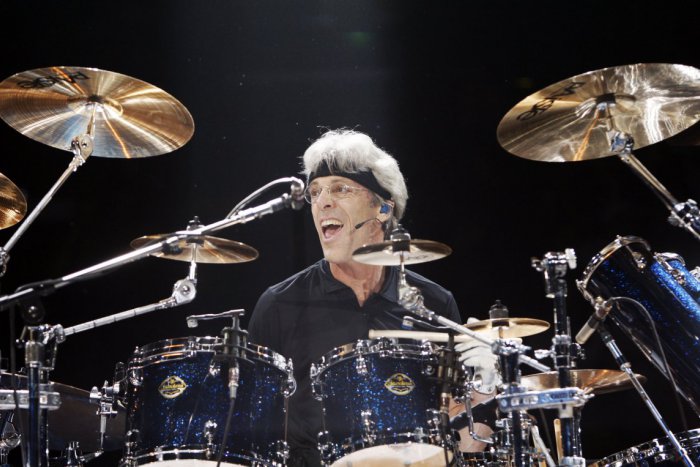 Ilustračný obrázok k článku Hity legendárnej kapely Faith No More zaznejú v Bratislave už v júni!